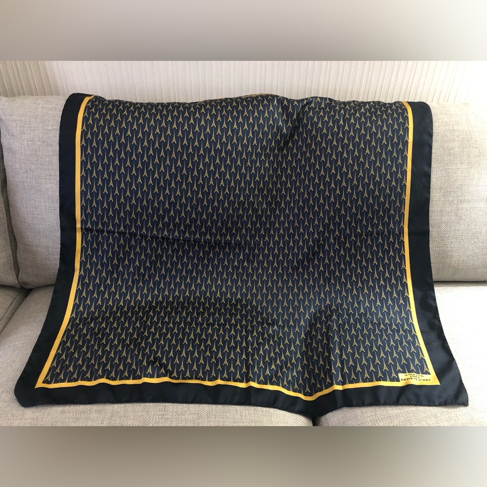 BEAUTIFUL DARK BLUE AND GOLD COLOURS PARIS EIFFEL TOWER SQUARE SCARF